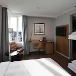 Radisson Blu 4*