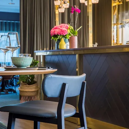 Radisson Blu Hotel 4*